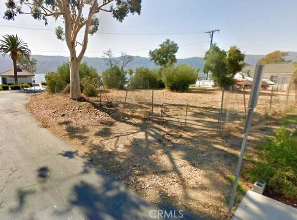 501 W Lakeshore Drive, Lake Elsinore, CA 92530