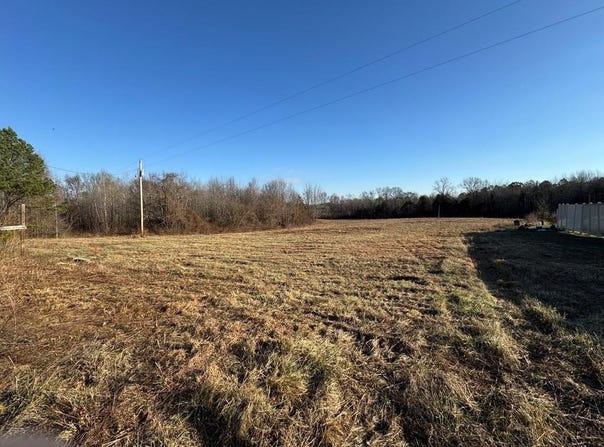 3560 Cedar Grove, BIG SANDY, TN 38221