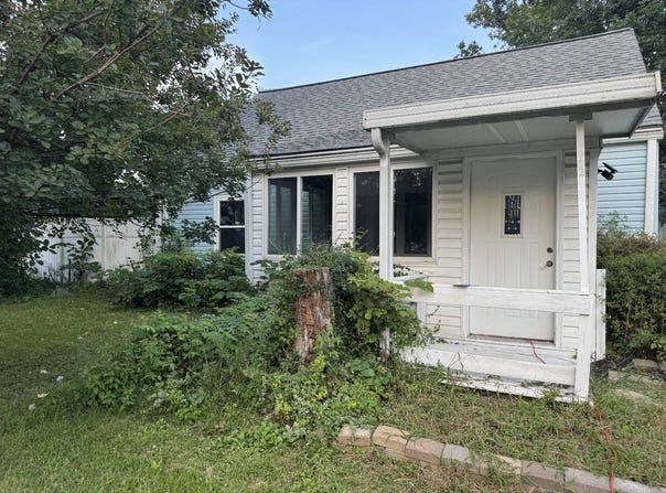 982 Colgate Rd, Whitehall, OH 43213