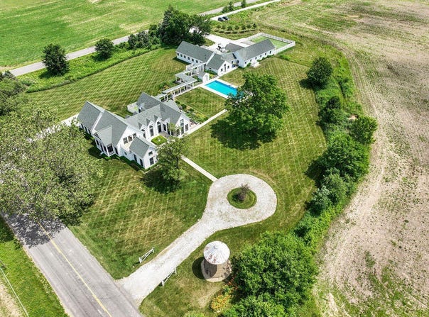 15337 Pardee Road, Galien, MI 49113