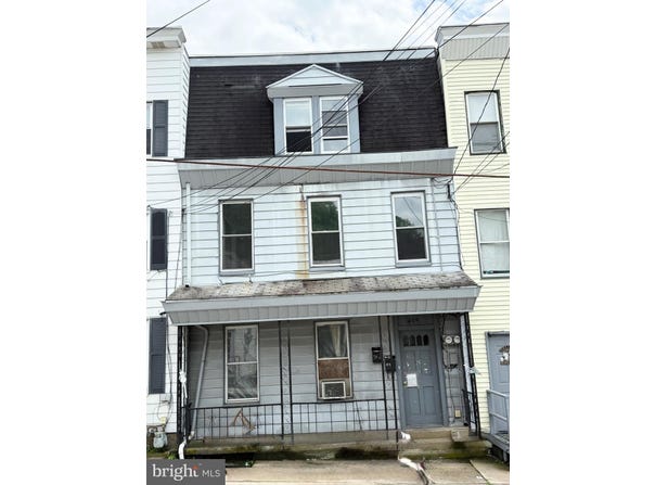 405 E MARKET STREET, POTTSVILLE, PA 17901