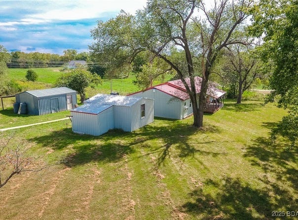 2158 Highway 17, Iberia, MO 65486