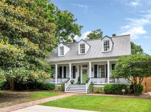 2009 Old Shell Road, Mobile, AL 36607