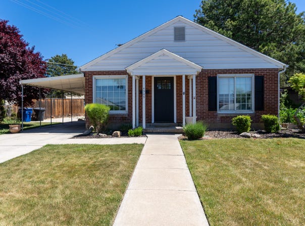 4505 S HOLLADAY Cir E, Holladay, UT 84117