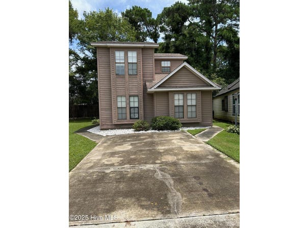 1052 Valley Drive, Calabash, NC 28467