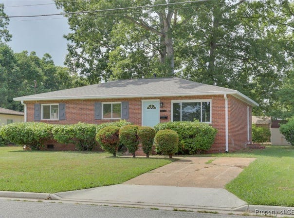 123  Delmar Ln, Newport News, VA 23602