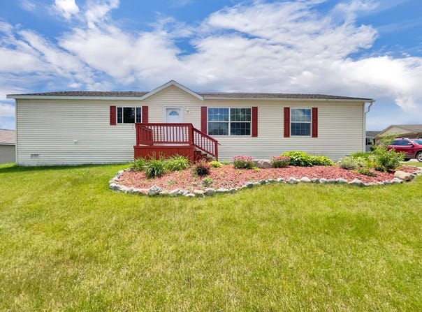 5260 Coventry Court, Holly, MI 48442