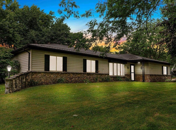1000 W Toledo Street, Fremont, IN 46737