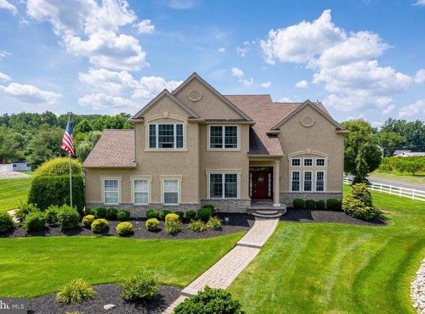 102 BROOKSIDE WAY, MULLICA HILL, NJ 08062