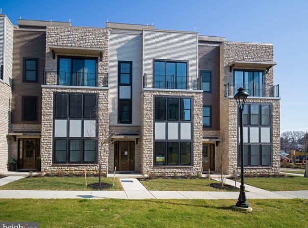 341 HORSESHOE TRAIL, NEWTOWN SQUARE, PA 19073