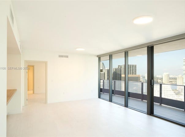 1000 Brickell Plz, Miami, FL 33131