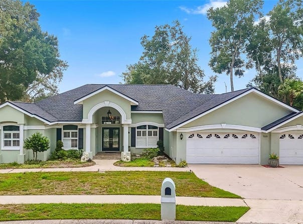 7225 RIVER FOREST Lane, TEMPLE TERRACE, FL 33617
