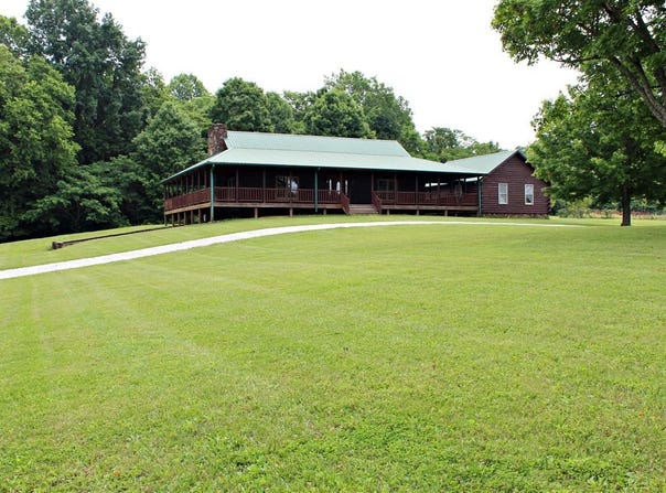 1915 Little Clifty Road, Big Clifty, KY 42712