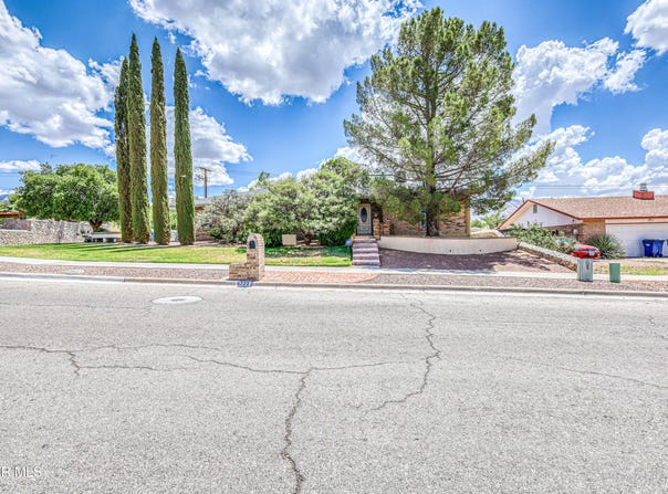 6772 VILLA HERMOSA Drive, El Paso, TX 79912