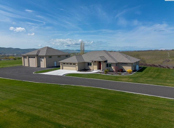 26602 N Rothrock Road, Prosser, WA 99350