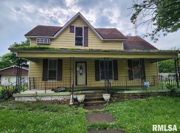 630 CHURCH Street, Xenia, IL 62899