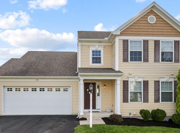 108 KENNETH Drive, LEOLA, PA 17540