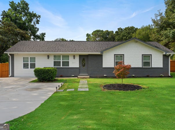 2855 Haddon Drive, Rex, GA 30273