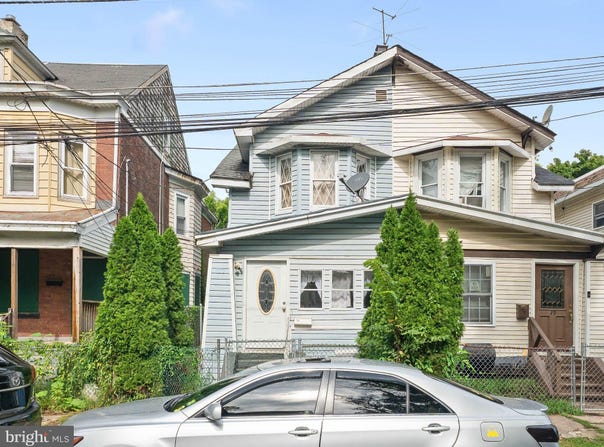 37 CHRISTOPH Avenue, TRENTON, NJ 08618