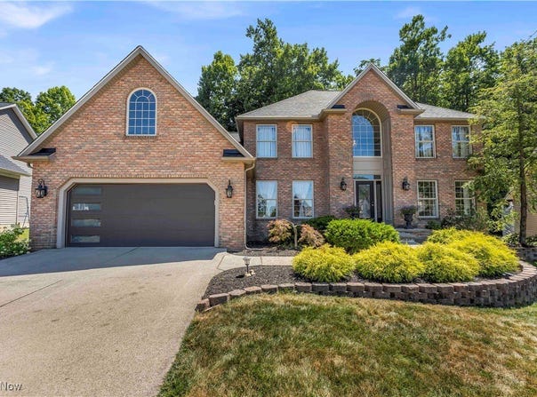 120 Sugarbush Glen, Chardon, OH 44024
