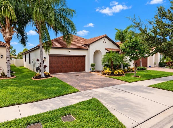 16835 WHISPER ELM Street, WIMAUMA, FL 33598