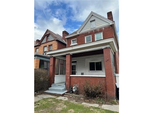305 Moore Ave, Knoxville, PA 15210