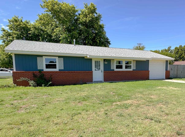 1801 13th St, Woodward, OK 73801