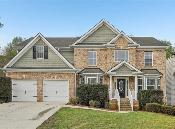 4001 Oak Field Drive, Loganville, GA 30052