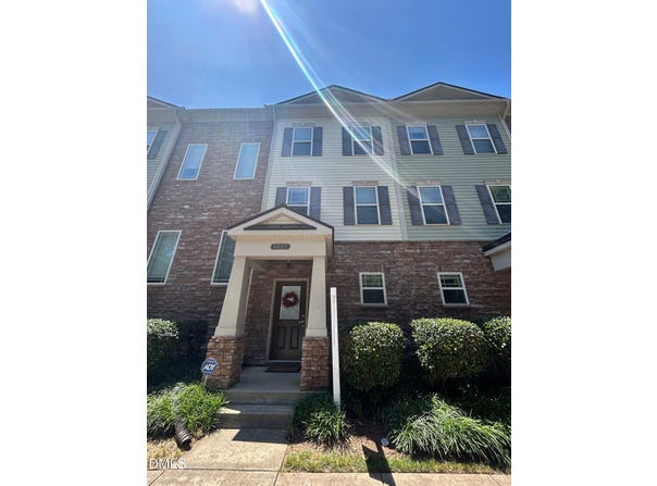 3827 Glenhaven Road, Raleigh, NC 27606