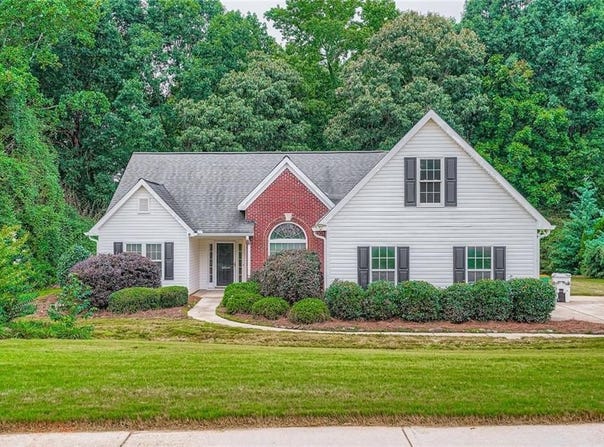 4642 Devencrest Lane, Buford, GA 30519