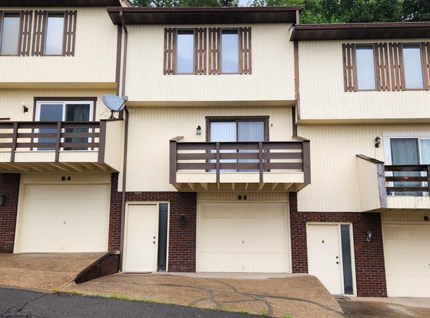 1236 Van Voorhis Road, Morgantown, WV 26505
