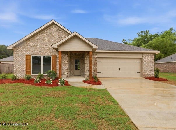 300 Courtney Lane, Magee, MS 39111