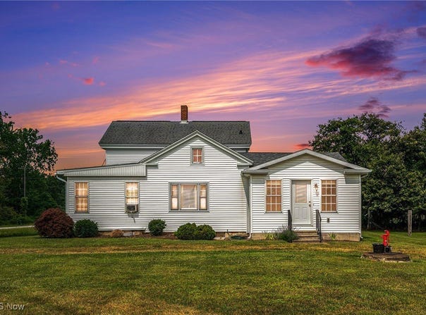 6925 New London Road, Ashtabula, OH 44004