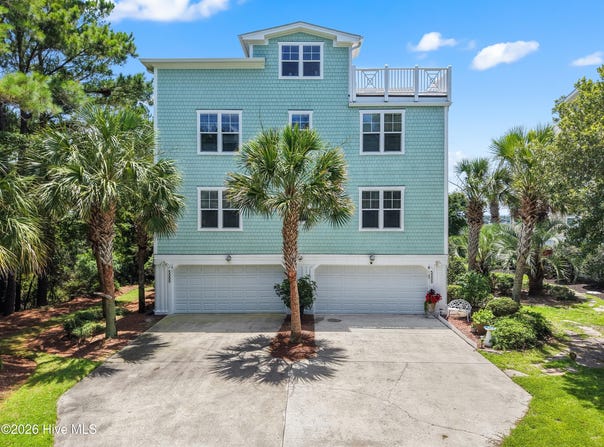 5000 Oquinn Boulevard SE, Southport, NC 28461