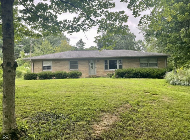 56 Lewis Drive, Cloverdale, IN 46120