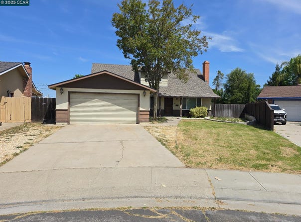 1015 Tenaya Ct, Manteca, CA 95337