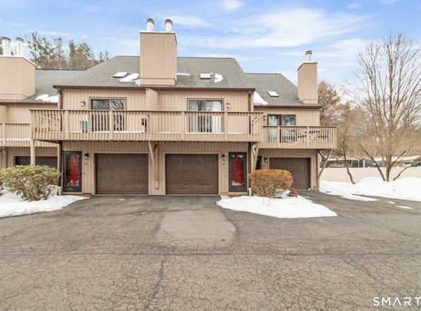 29 Moss Avenue, Seymour, CT 06483