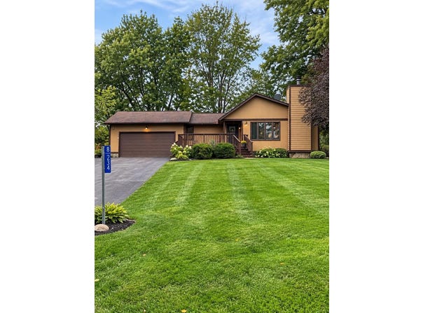 8A234 Washington lane, APPLE RIVER, IL 61001