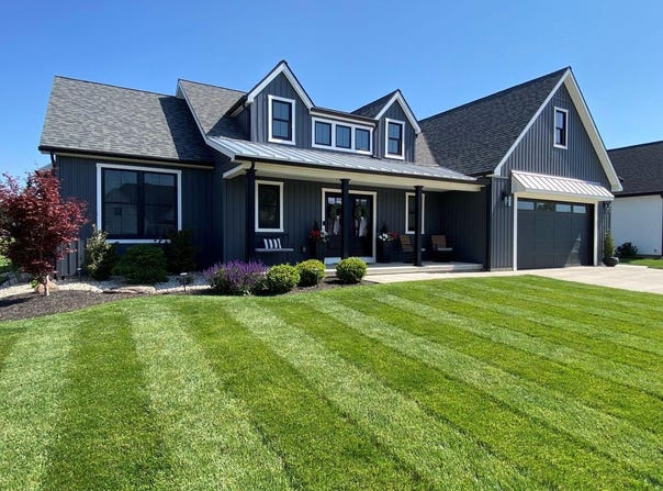 1613 Raymond Avenue, Bellefontaine, OH 43311