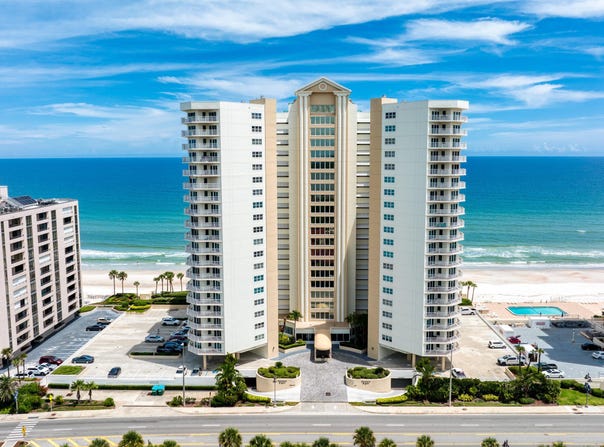 2937 S Atlantic Avenue, Daytona Beach, FL 32118