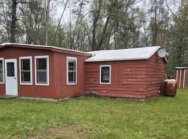 5282 N May Road, Luther, MI 49656