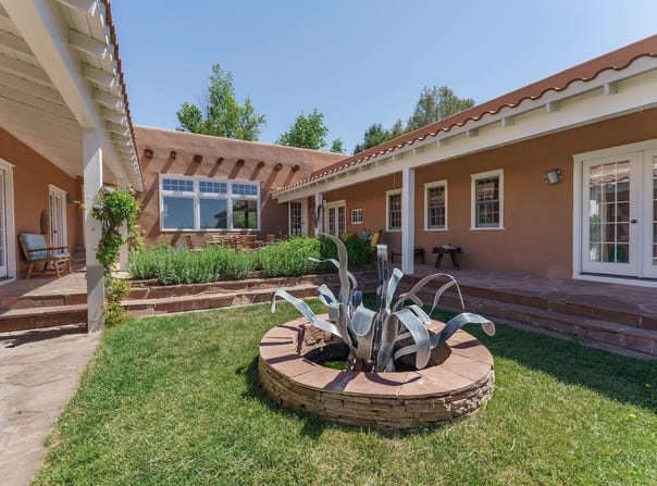 161 Duval, El Prado, NM 87529-8752