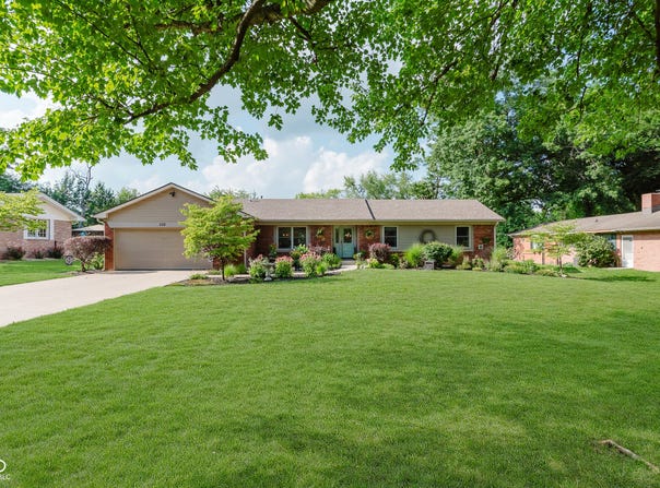 252 Bangor Drive, Indianapolis, IN 46227