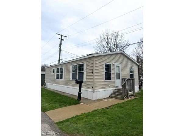 6835 Richmond Road, Glenwillow, OH 44139