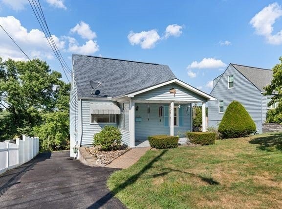 710 E Ascension Drive, West Mifflin, PA 15122