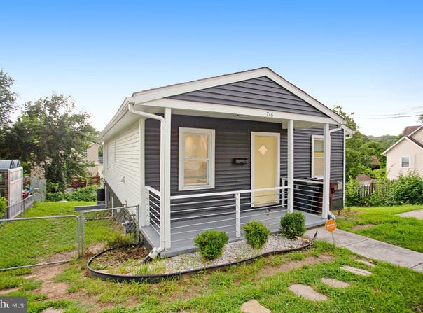 716 LARCHMONT AVENUE, CAPITOL HEIGHTS, MD 20743