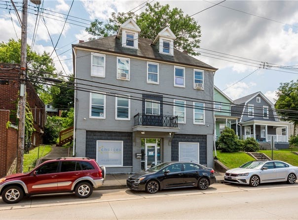 626 5th Avenue, Coraopolis, PA 15108