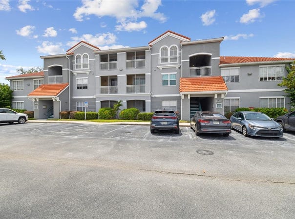18001 RICHMOND PLACE DRIVE, TAMPA, FL 33647
