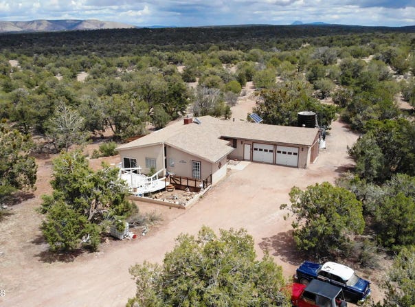 55409 Madre Circle, Seligman, AZ 86337