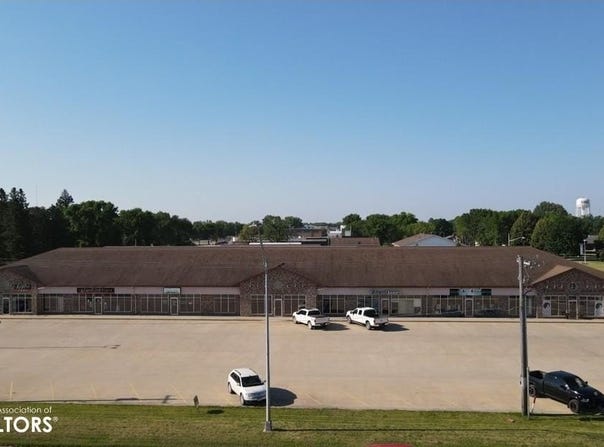 1914 E Highway, Algona, IA 50511